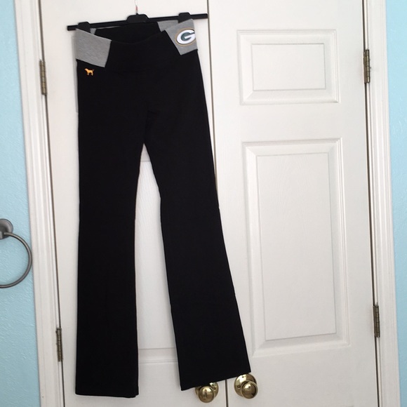 PINK Victoria’s Secret Yoga pants Green Bay Packer - Picture 2 of 5